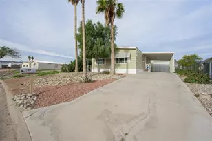 587 Citrus St, Bullhead City, AZ 86442 - Photo 2