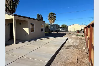 579 Paseo Del Rio, Bullhead City, AZ 86442 - Photo 2