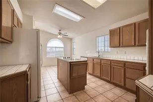 2215 Bonanza Ct, Bullhead City, AZ 86442 - Photo 4