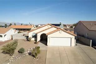 2215 Bonanza Ct, Bullhead City, AZ 86442 - Photo 2