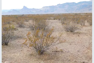 3320 S Zircon Road, Golden Valley, AZ 86413 - Photo 4