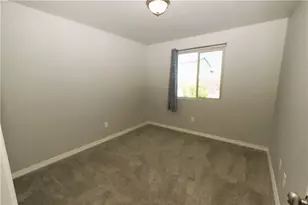 442 S Los Cabos Ln, Golden Valley, AZ 86413 - Photo 14