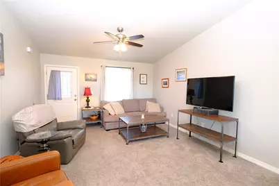 442 S Los Cabos Lane, Golden Valley, AZ 86413 - Photo 2