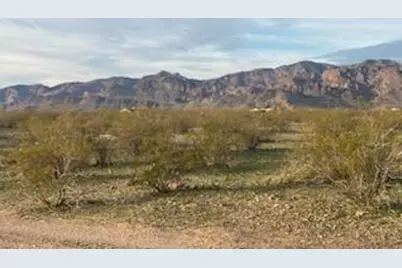 3384 S Zircon Road, Golden Valley, AZ 86413 - Photo 4