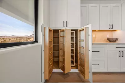 3243 Esmerelda Drive Drive, Bullhead City, AZ 86429 - Photo 28