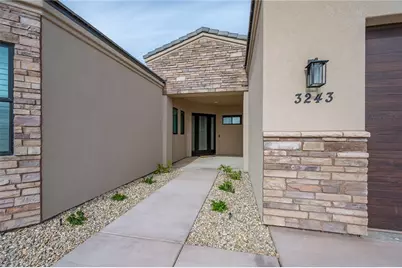 3243 Esmerelda Drive Drive, Bullhead City, AZ 86429 - Photo 10