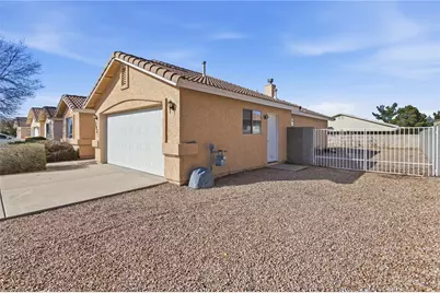 3927 E Snavely Avenue, Kingman, AZ 86409 - Photo 2