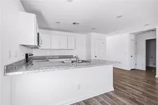 2400 Tapatio Dr, Bullhead City, AZ 86442 - Photo 12