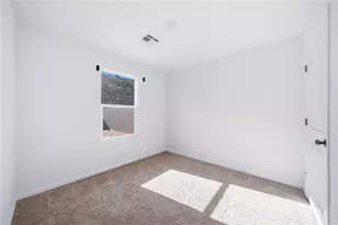 2400 Tapatio Dr, Bullhead City, AZ 86442 - Photo 20