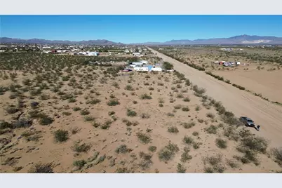 Lot 3 South Teddy Roosevelt Road, Golden Valley, AZ 86413 - Photo 2