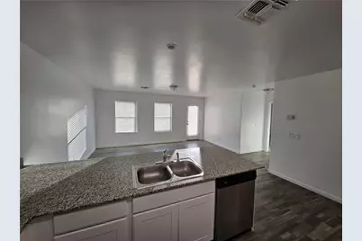 576 Holly Street, Bullhead City, AZ 86442 - Photo 4