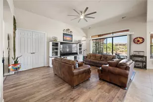 2746 Sidewheel Dr, Bullhead City, AZ 86429 - Photo 16