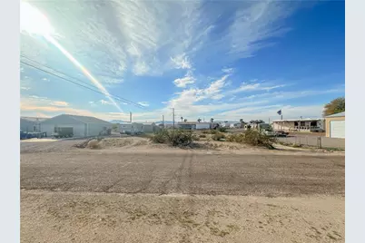 13135 San Vincente Drive, Topock, AZ 86436 - Photo 2