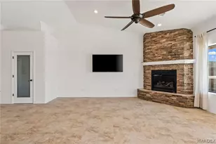 2656 Unicorn Rd, Bullhead City, AZ 86429 - Photo 12