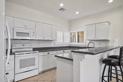 2648 Slide Mountain Loop, Bullhead City, AZ 86442 - Photo 6