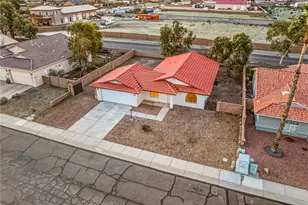 1805 E Boulder Creek Way, Fort Mohave, AZ 86426 - Photo 2