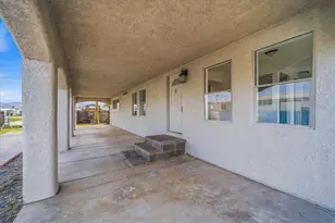 1800 Granada Dr, Bullhead City, AZ 86442 - Photo 6