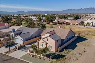 5623 S Desert Lakes Dr, Fort Mohave, AZ 86426 - Photo 8