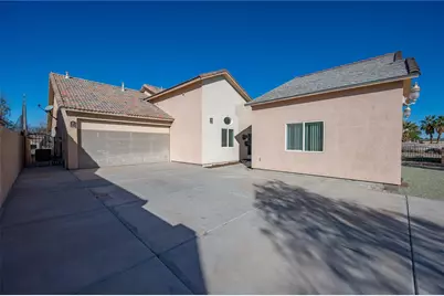 5623 S Desert Lakes Drive, Fort Mohave, AZ 86426 - Photo 14