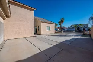 5623 S Desert Lakes Dr, Fort Mohave, AZ 86426 - Photo 16