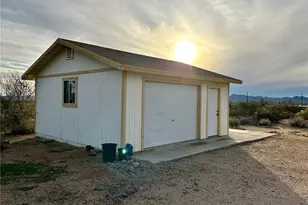 3309 N Bacobi Rd, Golden Valley, AZ 86413 - Photo 26