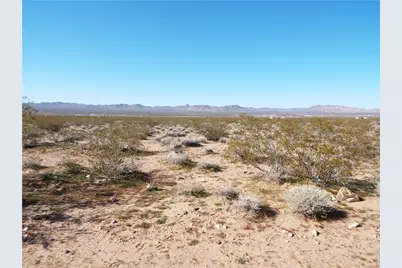 19557 N Wright Road, White Hills, AZ 86445 - Photo 1