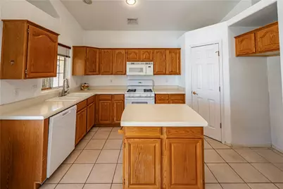 3916 Lindsey Avenue, Kingman, AZ 86409 - Photo 28