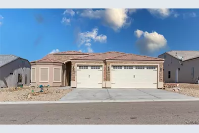 2013 E Valor Drive, Fort Mohave, AZ 86426 - Photo 1