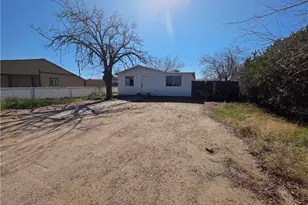 3640 E Shaeffer Ave, Kingman, AZ 86409 - Photo 2