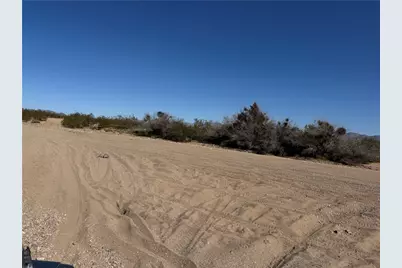 11074 Laguna Trail, Golden Valley, AZ 86413 - Photo 14