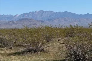 12131 N Tombstone Trail, Golden Valley, AZ 86413 - Photo 1