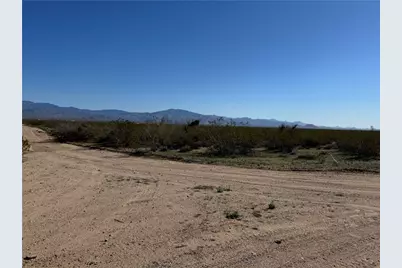 12131 N Tombstone Trail, Golden Valley, AZ 86413 - Photo 8