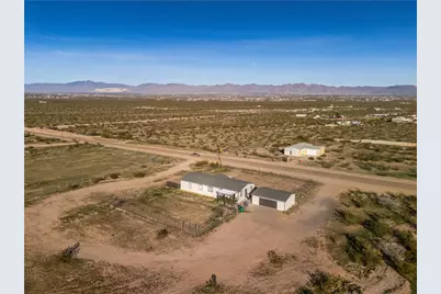 1071 S Estrella Road, Golden Valley, AZ 86413 - Photo 46