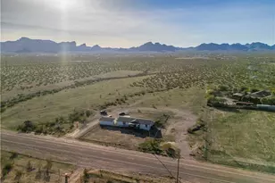 1071 S Estrella Rd, Golden Valley, AZ 86413 - Photo 44