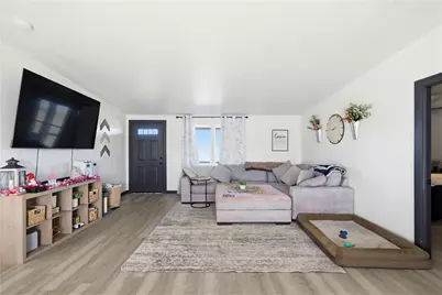 1071 S Estrella Road, Golden Valley, AZ 86413 - Photo 4