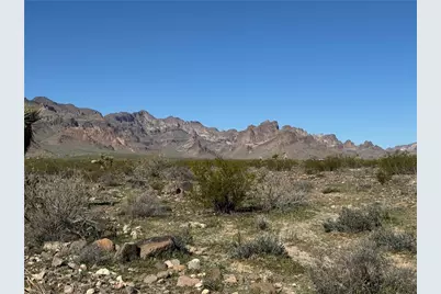 7031 Navajo Road, Golden Valley, AZ 86413 - Photo 2