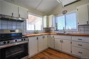16548 N Kitmit Dr, Dolan Springs, AZ 86441 - Photo 6