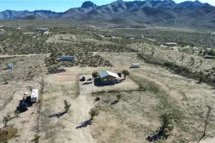 16548 N Kitmit Dr, Dolan Springs, AZ 86441 - Photo 32