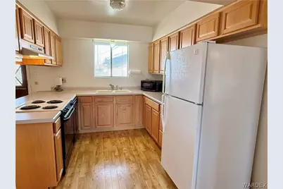 2737 Karen Avenue, Kingman, AZ 86401 - Photo 10