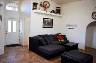 7560 E Cayuse Dr, Kingman, AZ 86401 - Photo 6