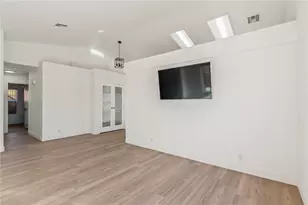 1863 E La Entrada Pl, Fort Mohave, AZ 86426 - Photo 8