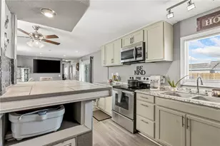 1876 Oliver Dr, Bullhead City, AZ 86442 - Photo 12