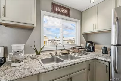 1876 Oliver Drive, Bullhead City, AZ 86442 - Photo 10