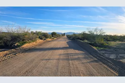 207-11-016 W Lawton Road, Yucca, AZ 86438 - Photo 14