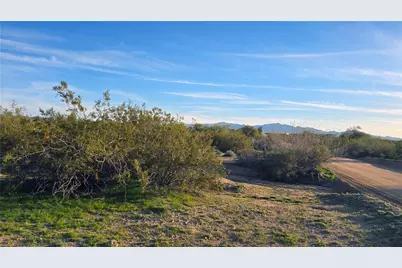 207-11-016 W Lawton Road, Yucca, AZ 86438 - Photo 2