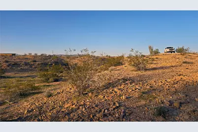 207-11-013 S Douglas Lane, Yucca, AZ 86438 - Photo 6