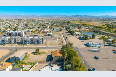 2181 Clearwater Drive, Bullhead City, AZ 86442 - Photo 12