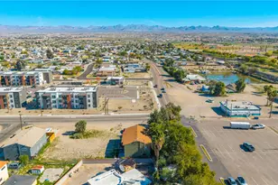 2181 Clearwater Dr, Bullhead City, AZ 86442 - Photo 12