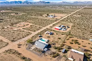 495 S Lochiel Rd, Golden Valley, AZ 86413 - Photo 54