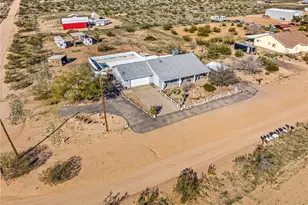 495 S Lochiel Rd, Golden Valley, AZ 86413 - Photo 58